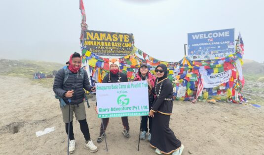Annapurna base camp trek photo with group