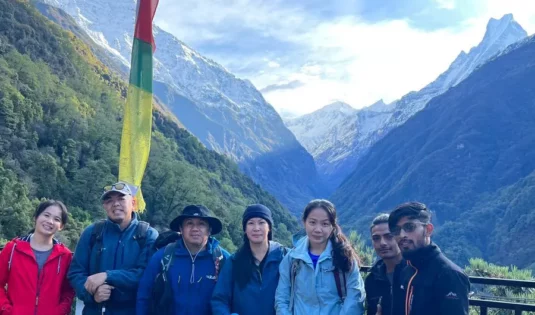 Upper Sinuwa - On a way to Deurali