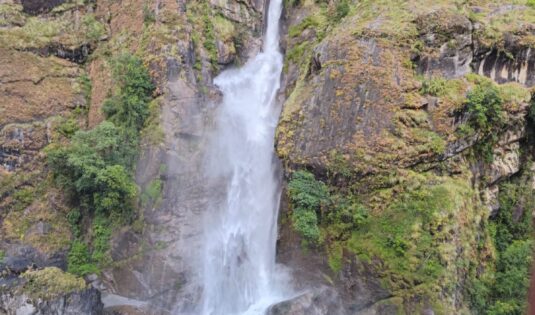 Chamche Waterfalls
