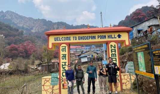Ghorepani gate photo with clients
