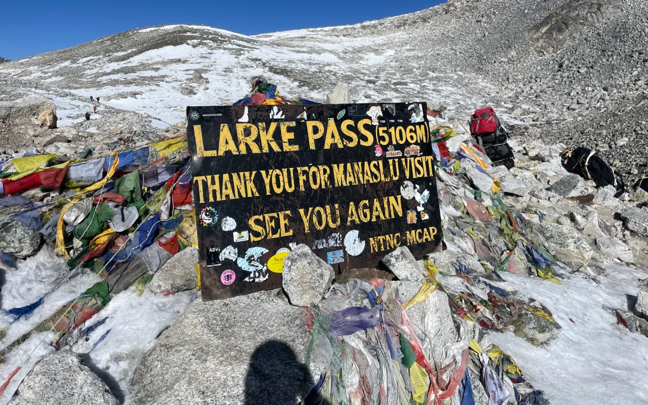Manaslu Circuit Trek - Manaslu Circuit Trek vs Annapurna Circuit Trek