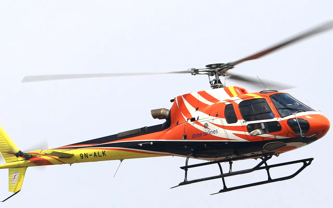 lukla helicopter