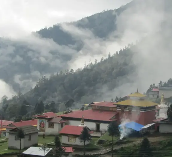 Trekking In Nepal Scenic Journey