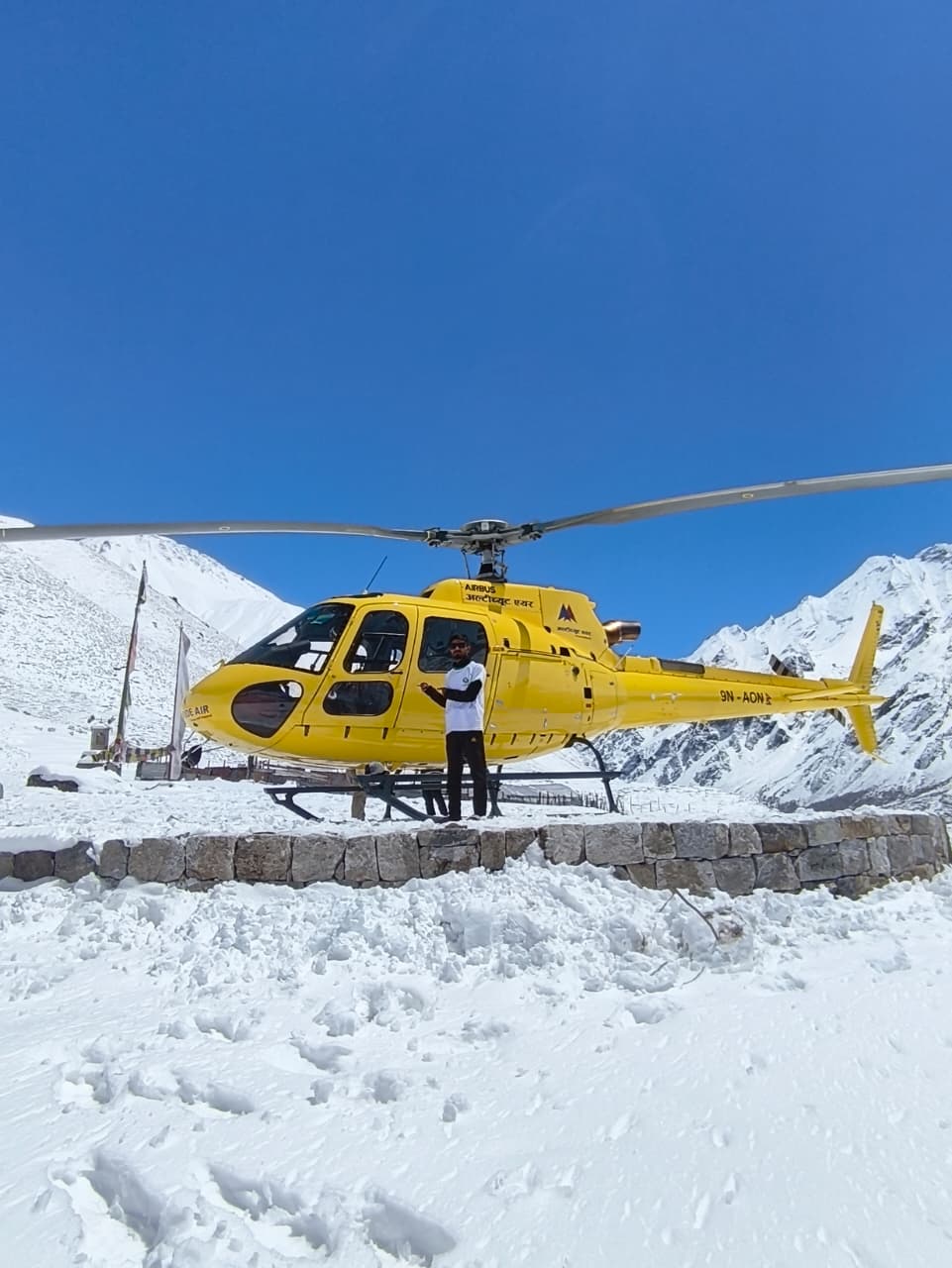 Langtang heli Tour