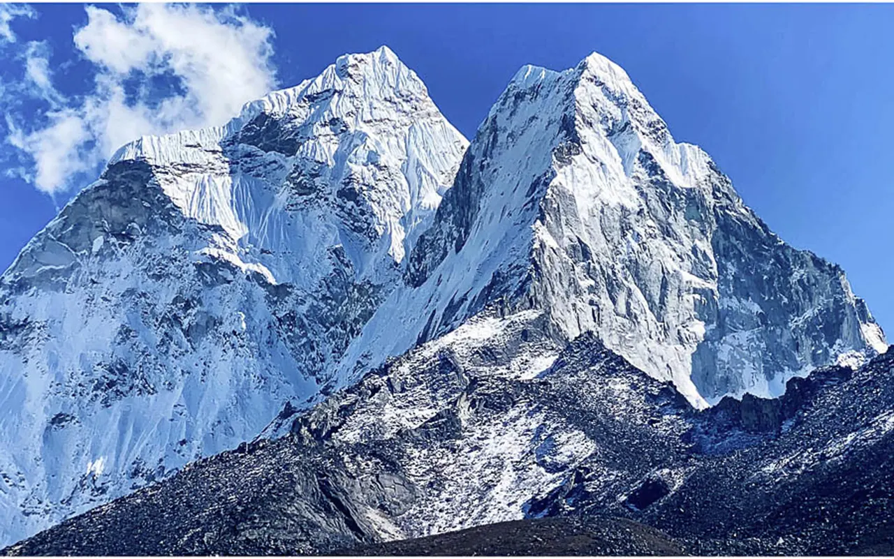 Annapurna Vs Everest Base Camp Trek