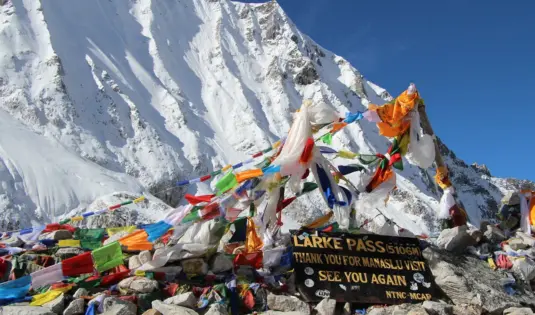 Manaslu Larke Pass Trek