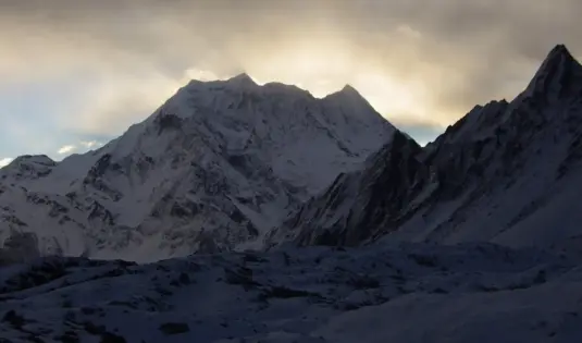 Manaslu Larke Pass Trek Trail